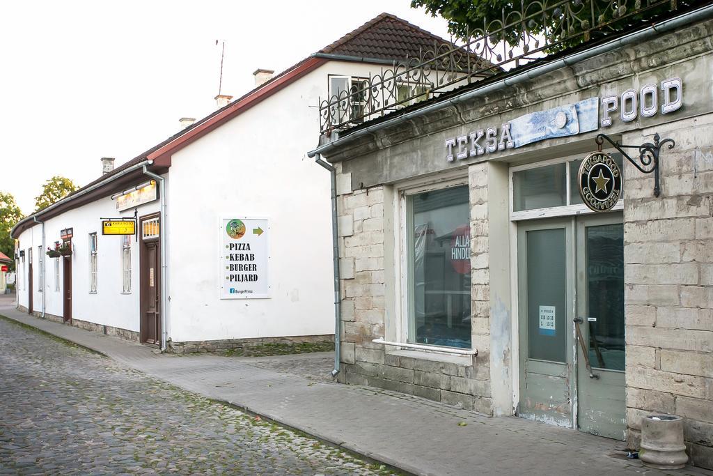 Guesthouse Laurits Kuressaare Buitenkant foto