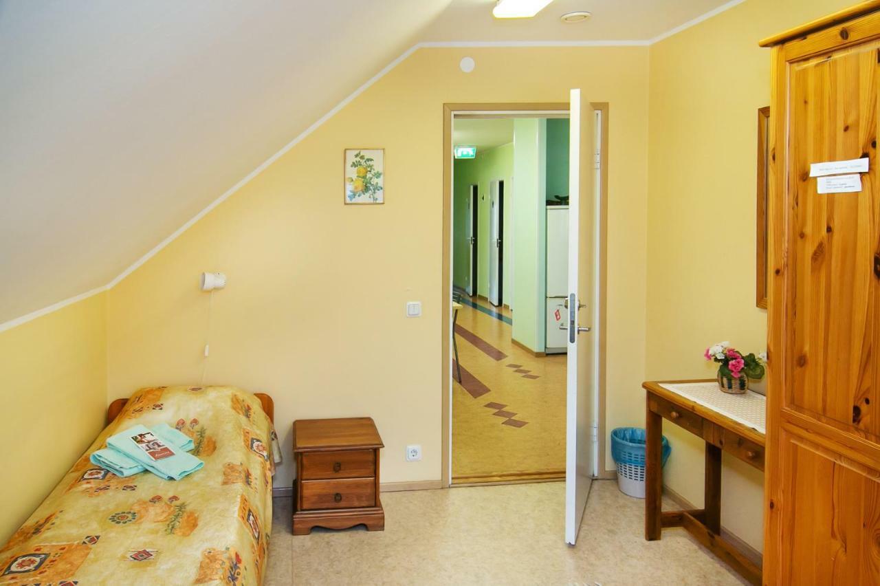 Guesthouse Laurits Kuressaare Buitenkant foto