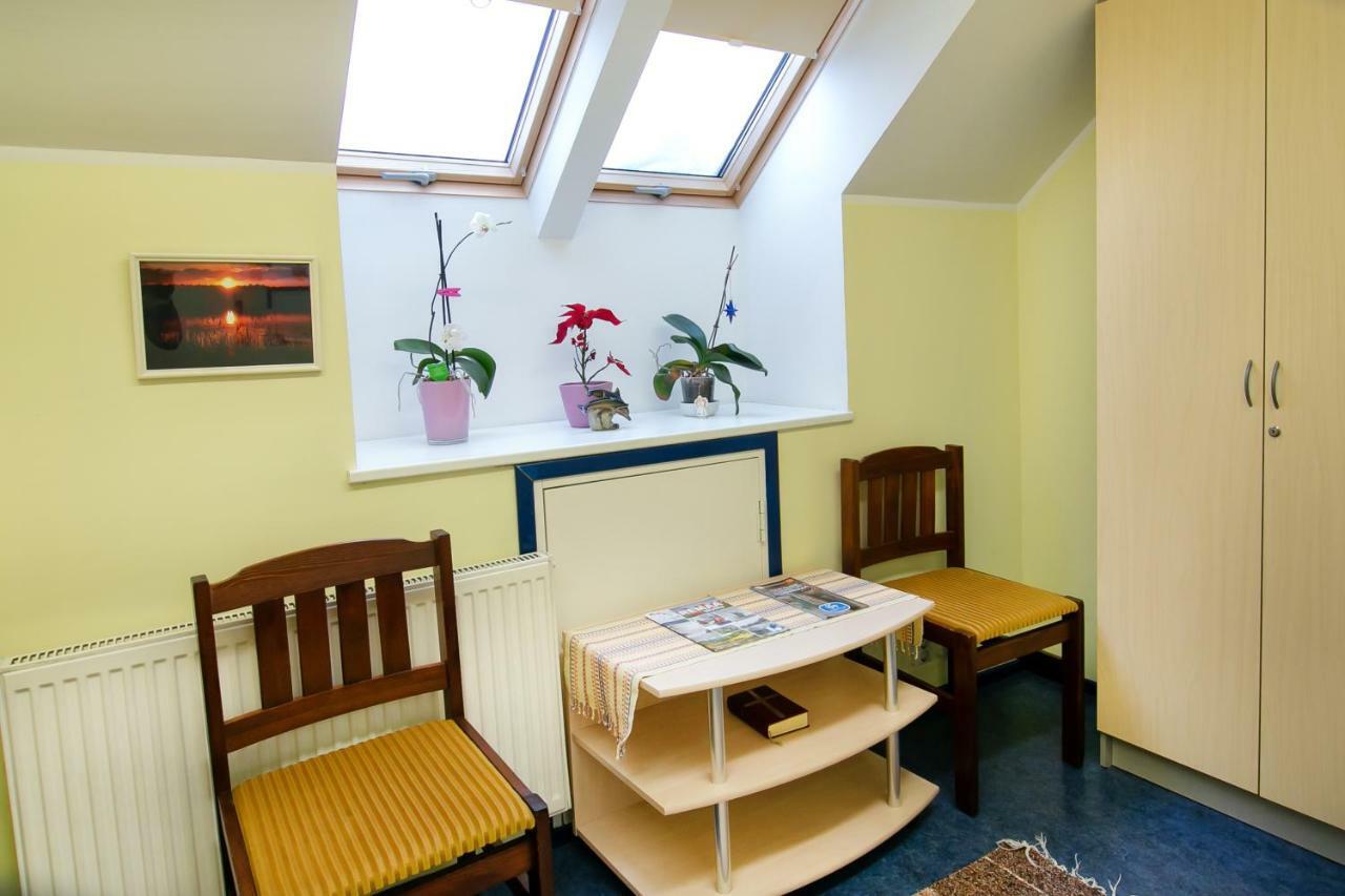 Guesthouse Laurits Kuressaare Buitenkant foto